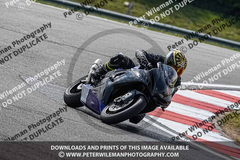 donington no limits trackday;donington park photographs;donington trackday photographs;no limits trackdays;peter wileman photography;trackday digital images;trackday photos